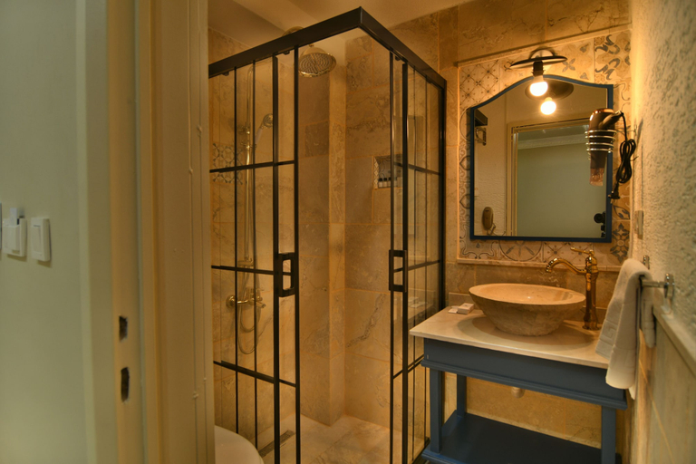 Bathroom 5, SUR PALACE HOTEL, Merkez