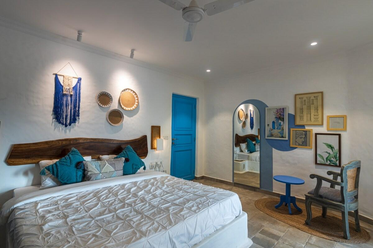 3, SaffronStays Kairos Zeus, Raigarh