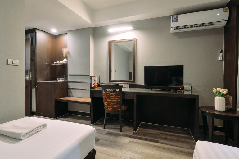 Bedroom 9