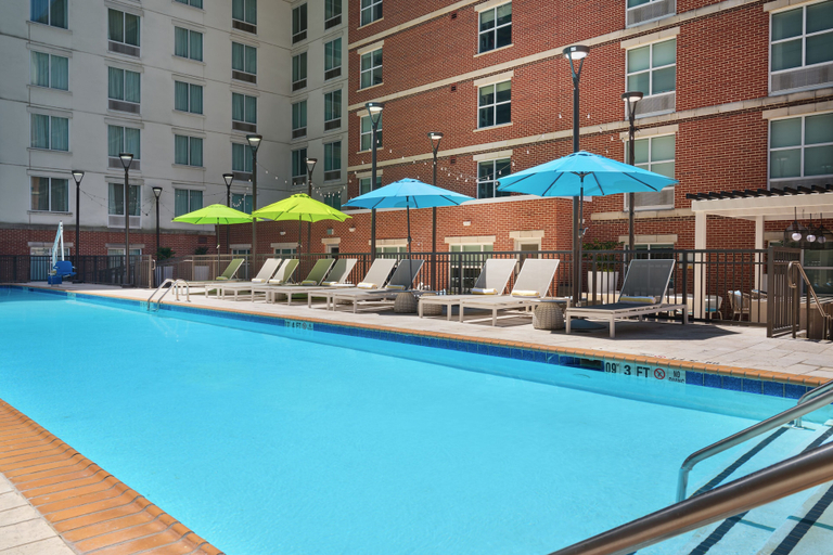 Sport & Beauty, Hilton Garden Inn Atlanta Midtown, Atlanta