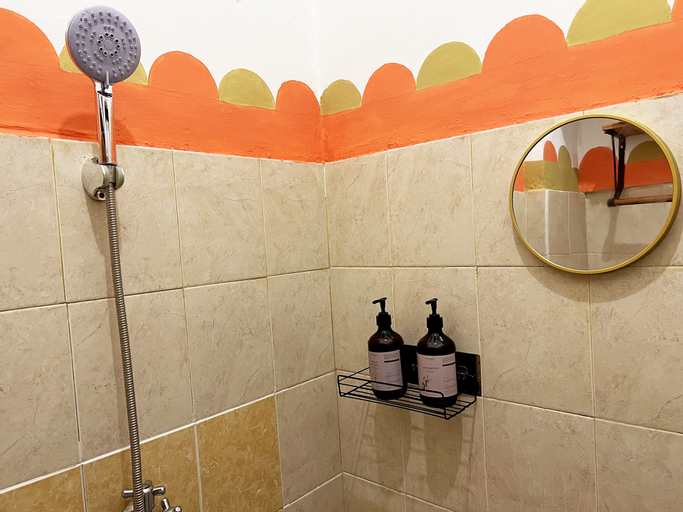 Bathroom 8