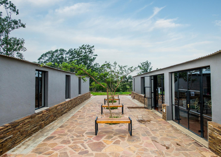 Public Area, Tala Collection Game Reserve, Umgungundlovu