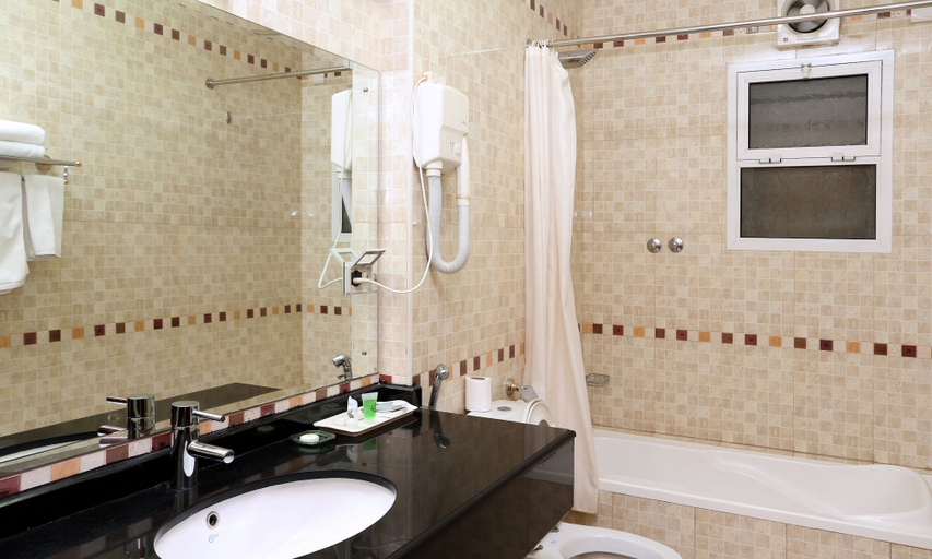Bathroom 5, Al Maha International Hotel, Bausher