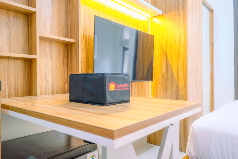 Others 5, Modern and Comfy Studio at Transpark Cibubur Apartment By Travelio, Depok
