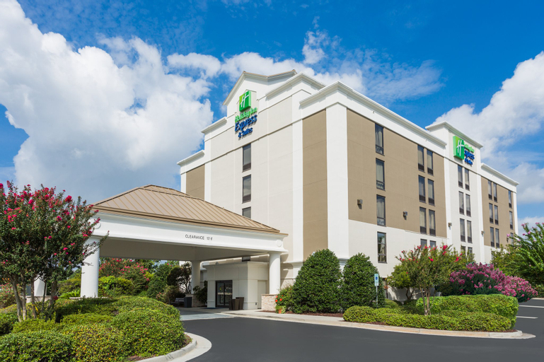 Exterior & Views 1, Holiday Inn Express & Suites WILMINGTON-UNIVERSITY CTR, New Hanover