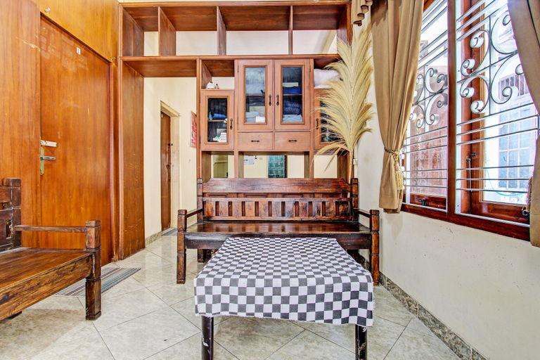 Others 5, Hotel O White House Syariah, Yogyakarta