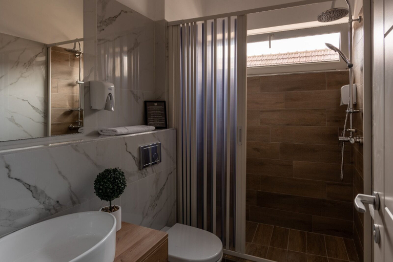 Bathroom 4, Hotel Paso, Cluj-napoca
