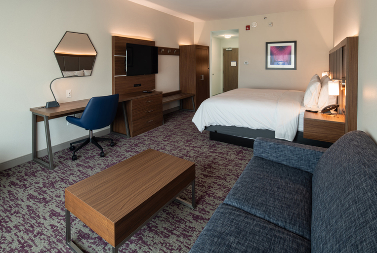 Bedroom 2, Holiday Inn Express & Suites LITTLE ROCK DOWNTOWN by IHG, Pulaski