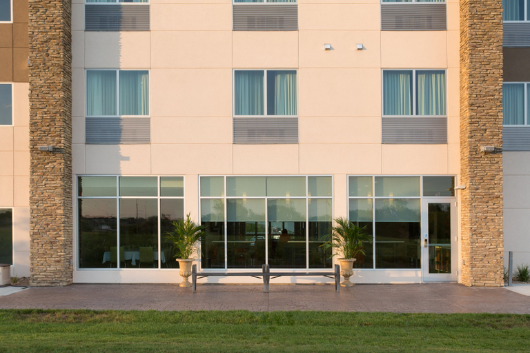 Exterior & Views 4, Holiday Inn Express & Suites LINCOLN I - 80 by IHG, Lancaster