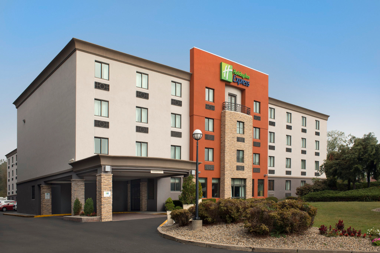 Holiday Inn Express SAUGUS (LOGAN AIRPORT), Essex