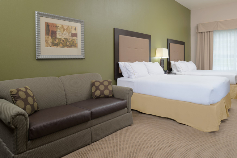 Bedroom 5, Holiday Inn Express & Suites SEQUIM by IHG, Clallam
