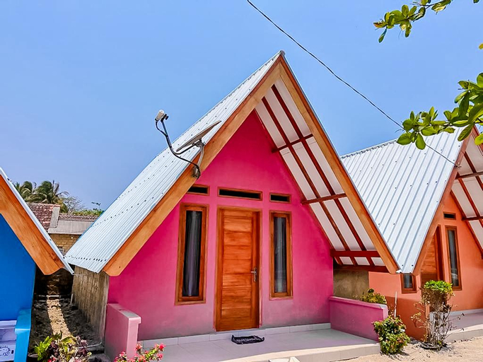 Exterior 4