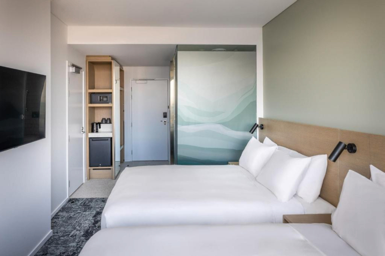 Holiday Inn Express AUCKLAND CITY CENTRE - Tap to explore photos