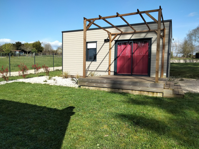 Others 4, Les Logis de la Seugne, Charente-Maritime