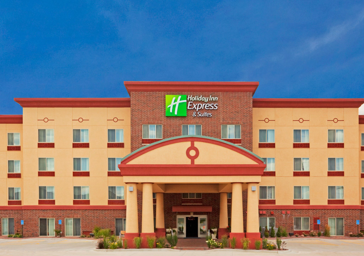 Exterior & Views 2, Holiday Inn Express & Suites WINONA by IHG, Winona