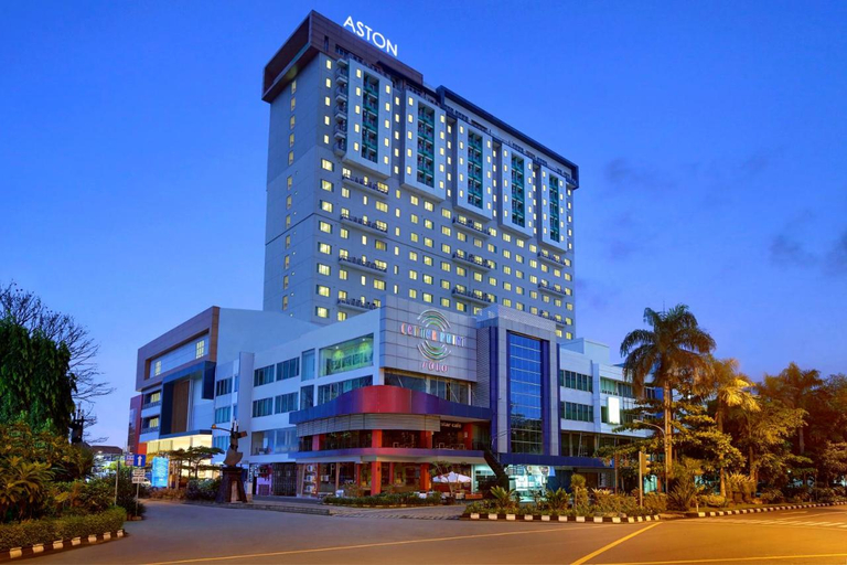 Exterior & Views, Apartemen Solo Center Point 3BR, Solo