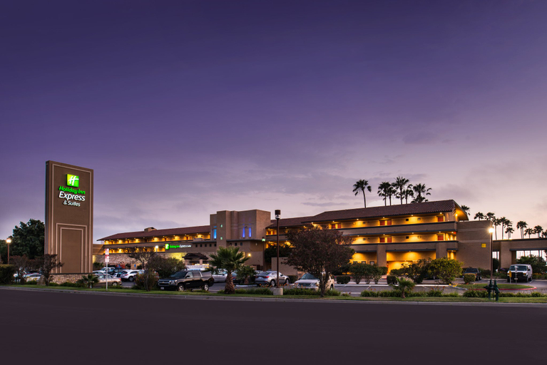 Exterior & Views 4, Holiday Inn Express & Suites VENTURA HARBOR by IHG, Ventura