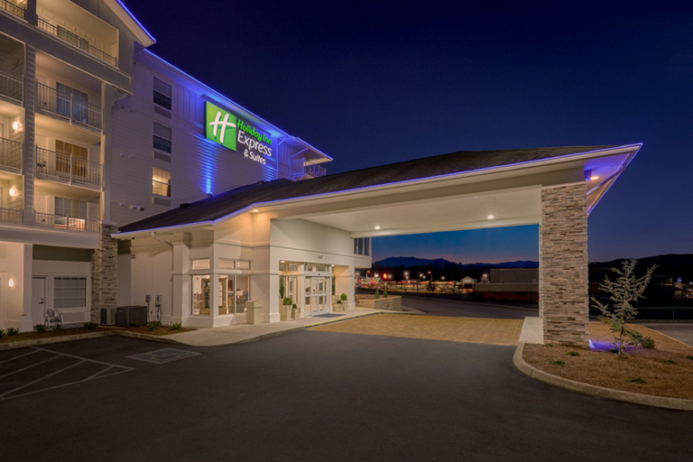 Exterior & Views 5, Holiday Inn Express & Suites PIGEON FORGE - SEVIERVILLE by IHG, Sevier