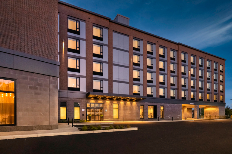 Holiday Inn Express BOSTON LOGAN AIRPORT - REVERE, Suffolk
