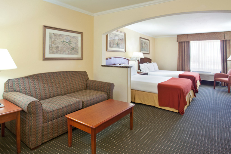 Bedroom 5, Holiday Inn Express & Suites TUCSON MALL by IHG, Pima