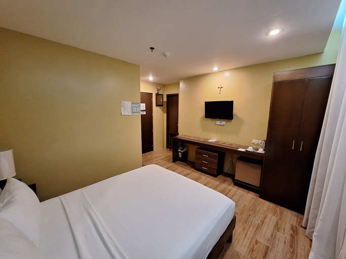 Bedroom 4, Alunsina Hotel and Spa, Roxas City