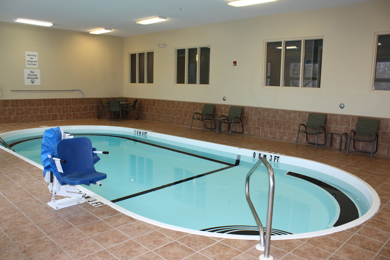 Sport & Beauty 2, Holiday Inn Express LUDLOW - CHICOPEE AREA by IHG, Hampden