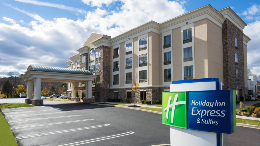 Exterior & Views 3, Holiday Inn Express & Suites STROUDSBURG-POCONOS by IHG, Monroe