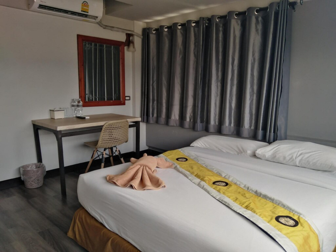 Bedroom 3, Pimpimarn Beach Hotel, Klaeng