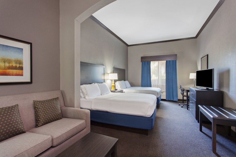 Bedroom 3, Holiday Inn Express & Suites WHARTON by IHG, Wharton