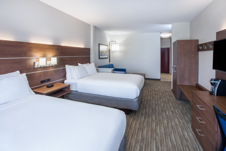 Holiday Inn Express Hotel and Suites Texarkana Room Type - 2 Queen Beds Standard Comm Access