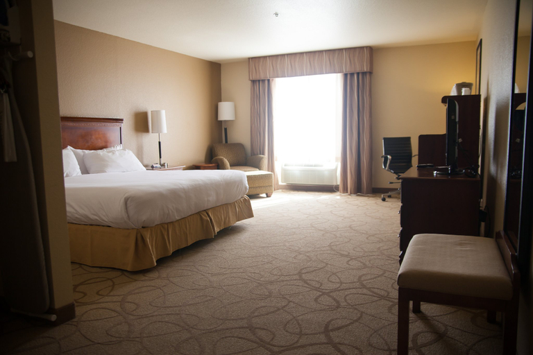 Bedroom 3, Holiday Inn Express & Suites MOUNTAIN HOME by IHG, Baxter