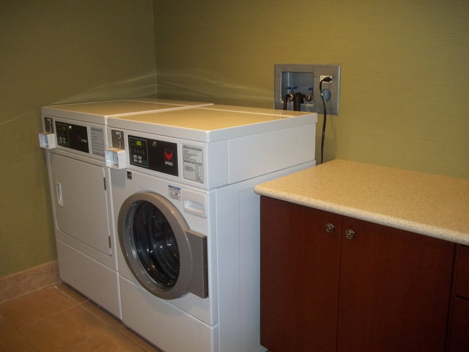 Bathroom 4, Holiday Inn Express & Suites WINCHESTER by IHG, Frederick