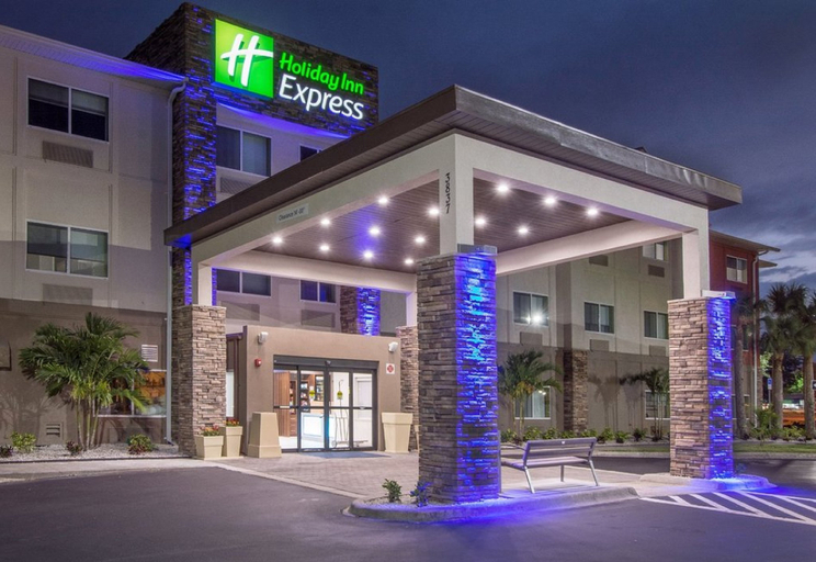 Exterior & Views 3, Holiday Inn Express NAPLES SOUTH - I-75 by IHG, Collier