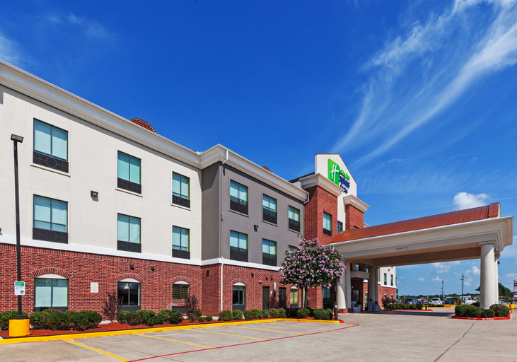 Exterior & Views 5, Holiday Inn Express & Suites SEALY by IHG, Austin