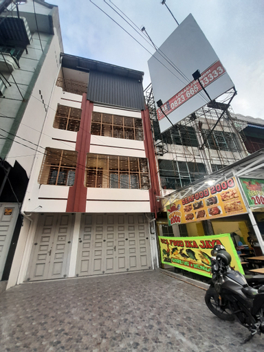 Exterior & Views 2, OYO 93101 Al-ainah Family Homestay, Medan