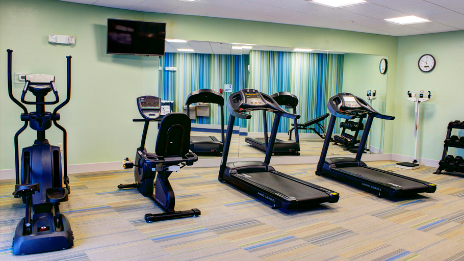Others 3, Holiday Inn Express & Suites SPENCER by IHG, Clay