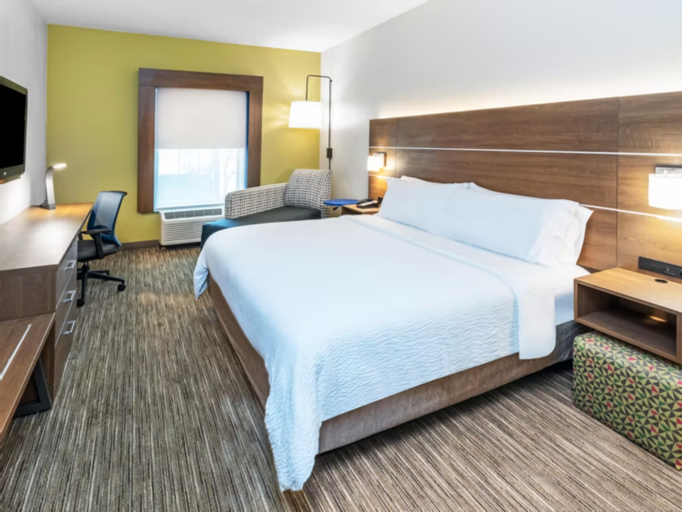 Holiday Inn Express & Suites Sulphur (Lake Charles), an IHG Hotel - Tap to explore photos