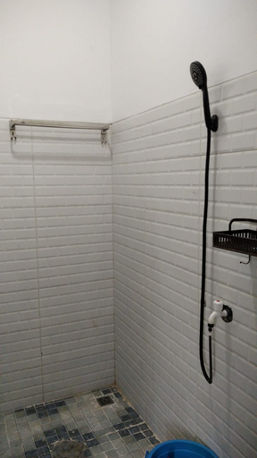 Bathroom 5, Tiga Mahkota Homestay, Wonosobo