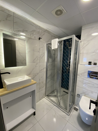 Bathroom 5, Vera Edirne, Merkez