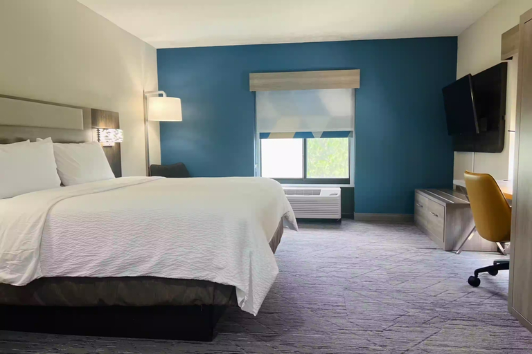 Bedroom 3, Holiday Inn Express & Suites SEBRING by IHG, Highlands