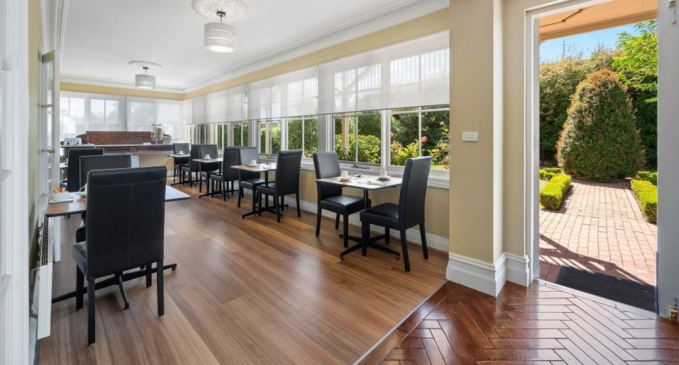 Food & Drinks 4, Clydesdale Manor, Hobart