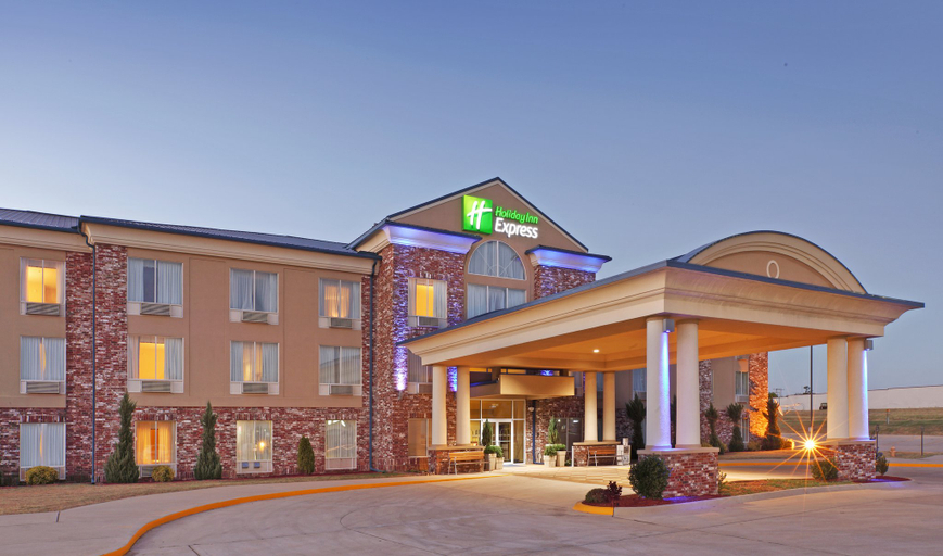 Exterior & Views 5, Holiday Inn Express & Suites MOUNTAIN HOME by IHG, Baxter