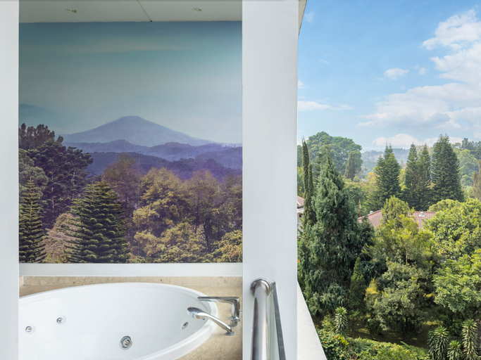 Bathroom 2, HUNI Ciumbuleuit, Bandung