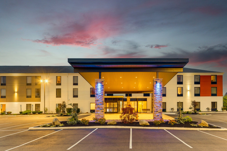 Exterior & Views 2, Holiday Inn Express & Suites TROY by IHG, Troy