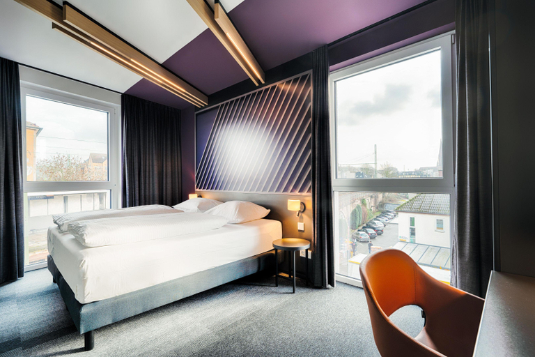 Bedroom 3, B&B Hotel Bochum-City, Bochum