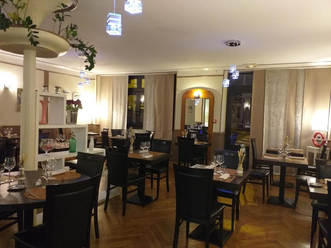 Food & Drinks 5, Hotel De La Poste Pontgibaud, Puy-de-Dôme