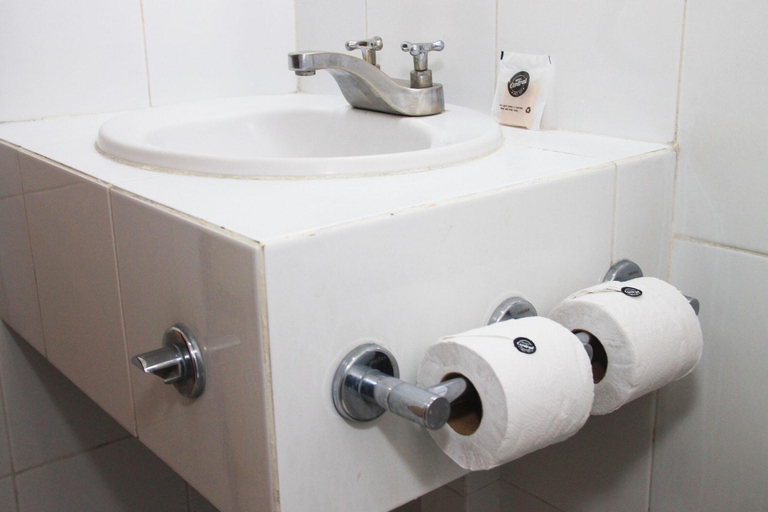 Bathroom 4, Hotel Central Veracruz, Veracruz