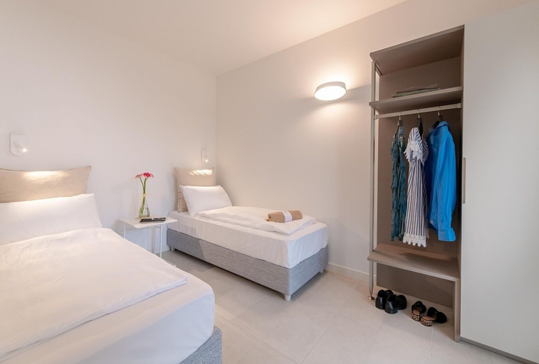 Bedroom 3, Pareus Beach Resort, Venezia