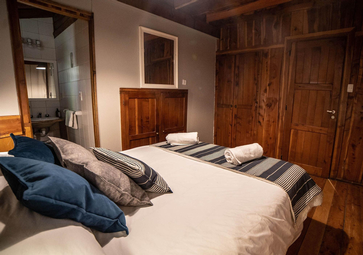 Bedroom 28