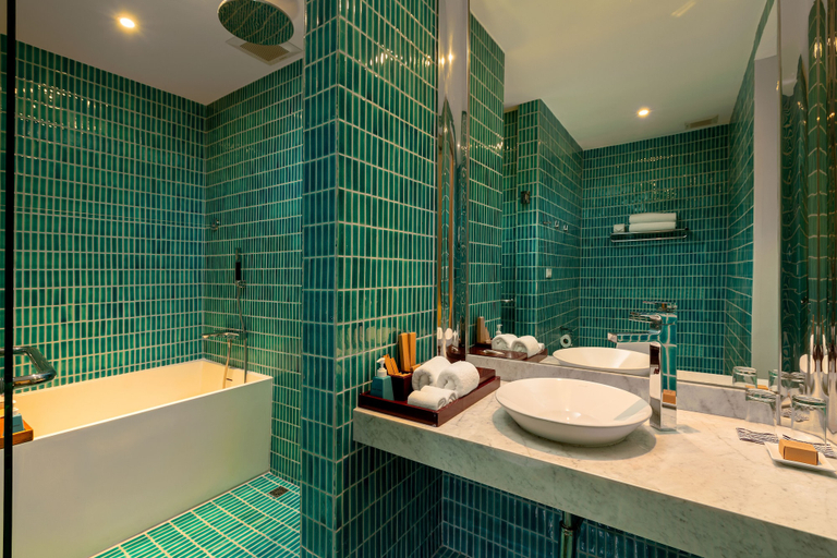 Bathroom 5, The Boathouse Phuket, Phuket Island